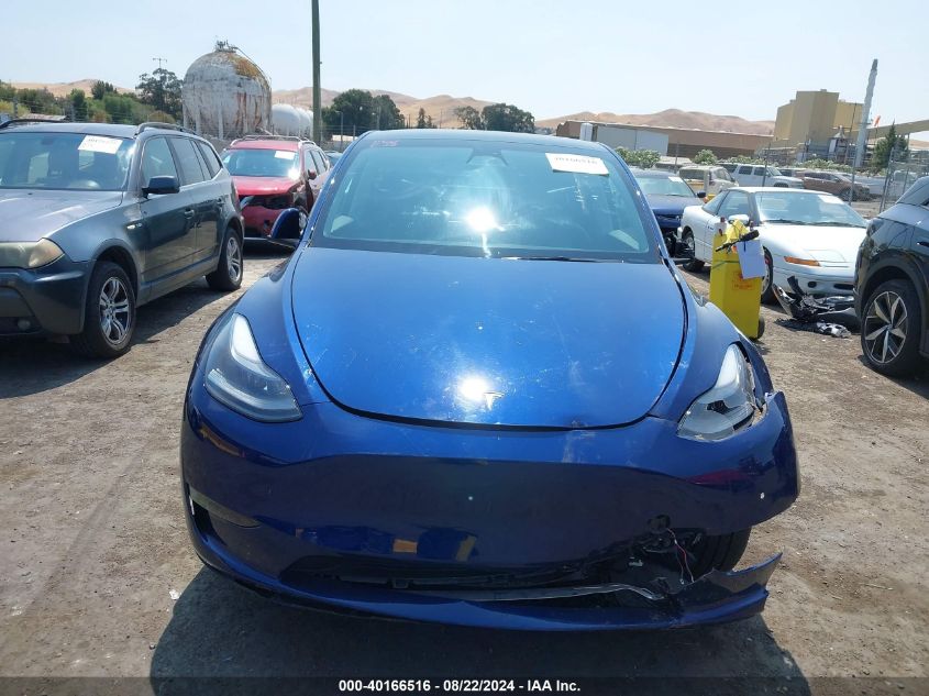 2022 Tesla Model Y Long Range Dual Motor All-Wheel Drive VIN: 7SAYGDEE2NF551326 Lot: 40166516