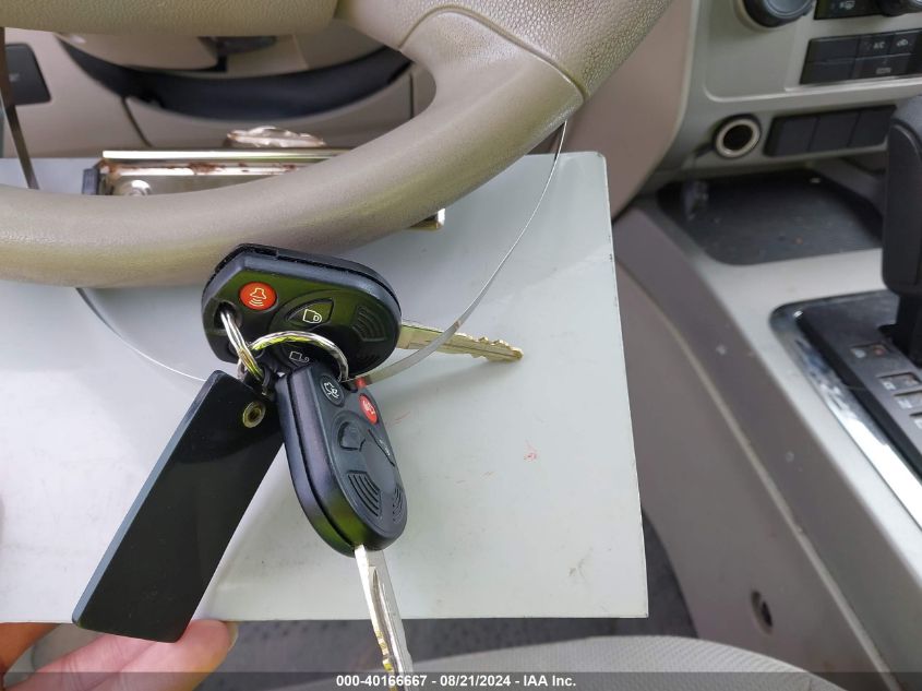 2008 Ford Escape Hybrid VIN: 1FMCU49H58KB65913 Lot: 40166667