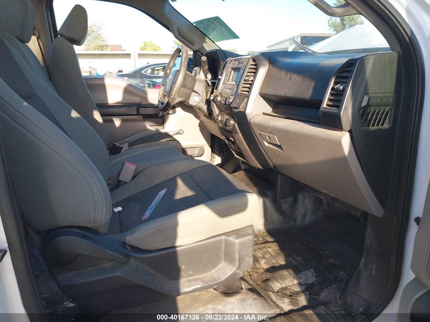 VIN 1FTMF1CP0HKE38984 2017 FORD F-150 XL