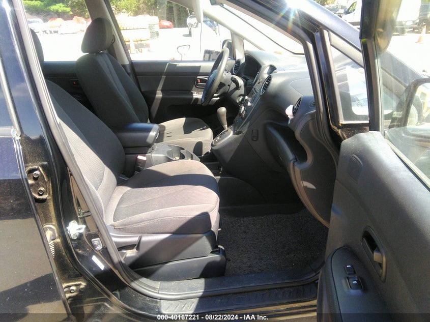 2009 Kia Rondo Lx VIN: KNAFG528X97229065 Lot: 40167221