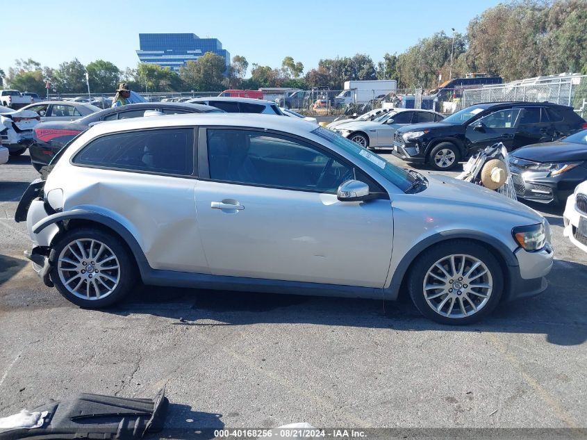 2010 Volvo C30 T5 VIN: YV1672MK4A2182587 Lot: 40168256