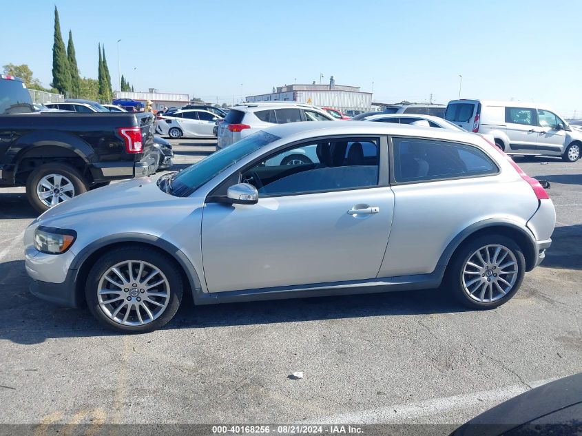 2010 Volvo C30 T5 VIN: YV1672MK4A2182587 Lot: 40168256