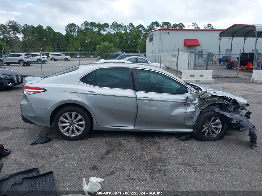 4T1B11HK8JU520857 2018 Toyota Camry Le