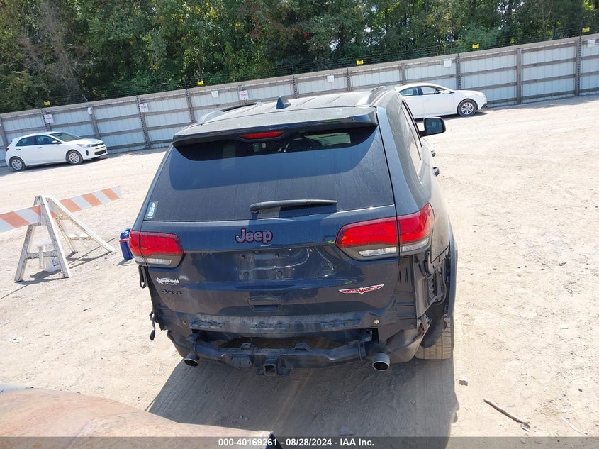 2018 JEEP GRAND CHEROKEE TRAILHAWK 4X4 - 1C4RJFLGXJC360733