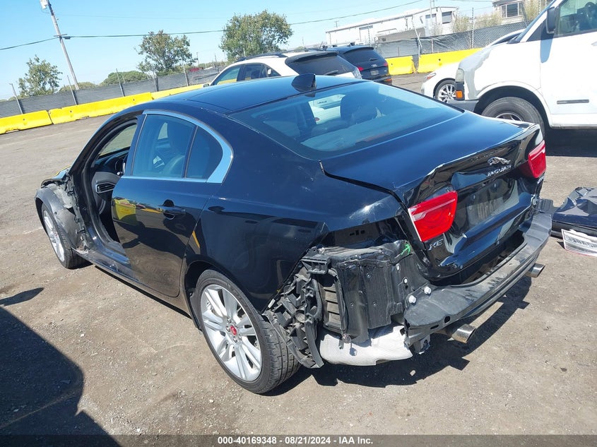 2019 JAGUAR XE VIN: SAJAR4FX2KCP52856