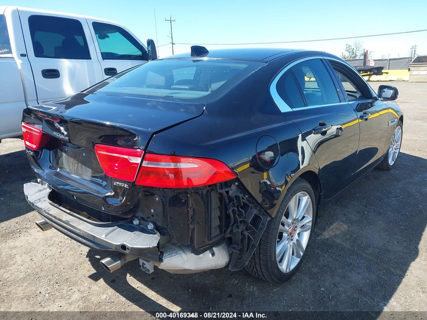 2019 JAGUAR XE VIN: SAJAR4FX2KCP52856