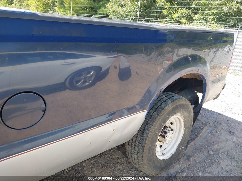 2001 Ford F-250 Xl/Xlt VIN: 1FTNF21F61ED59232 Lot: 40169384