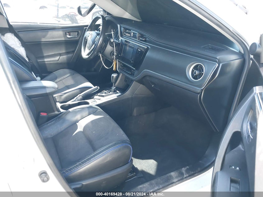 VIN 5YFBURHEXHP692173 2017 TOYOTA COROLLA SE