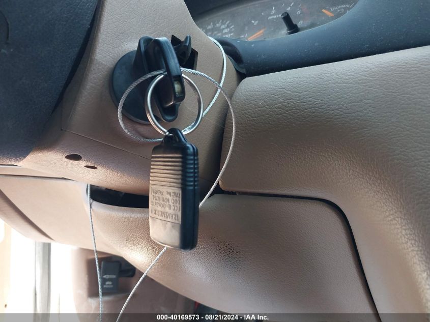 1998 Ford Mustang VIN: 1FAFP4048WF213760 Lot: 40169573