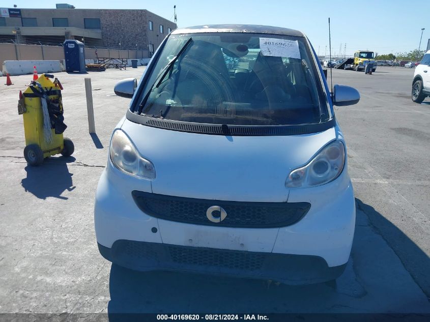 2013 Smart Fortwo Passion/Pure VIN: WMEEJ3BA8DK657716 Lot: 40169620