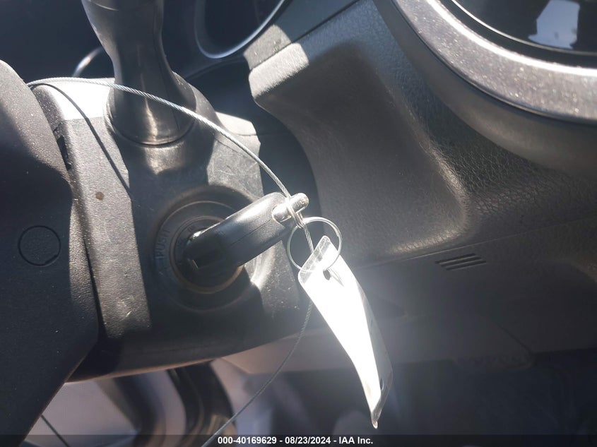 2018 TOYOTA CAMRY LE - 4T1B11HK4JU588704