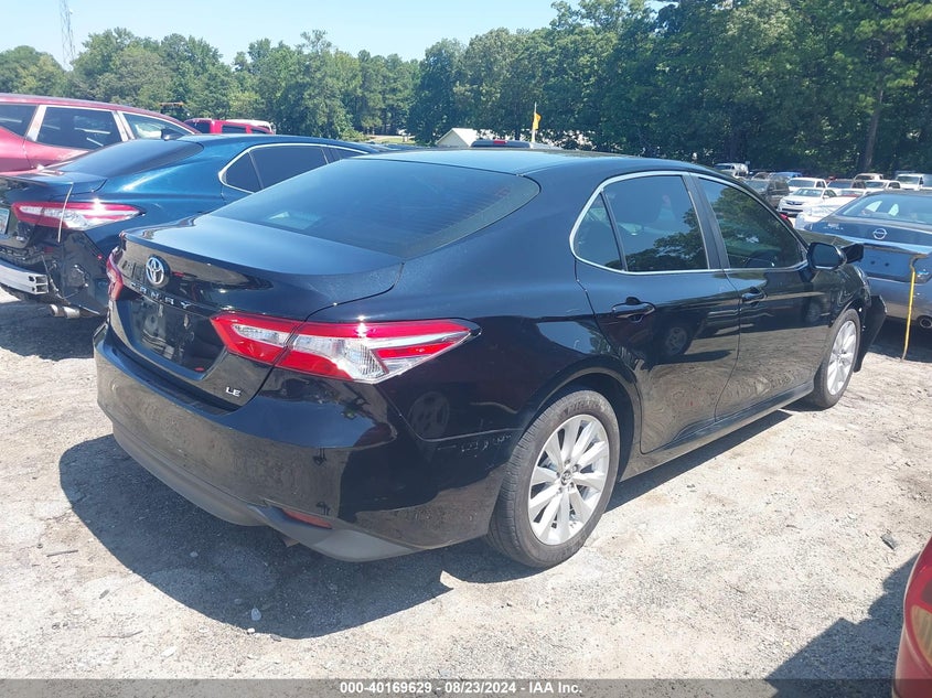 2018 TOYOTA CAMRY LE - 4T1B11HK4JU588704
