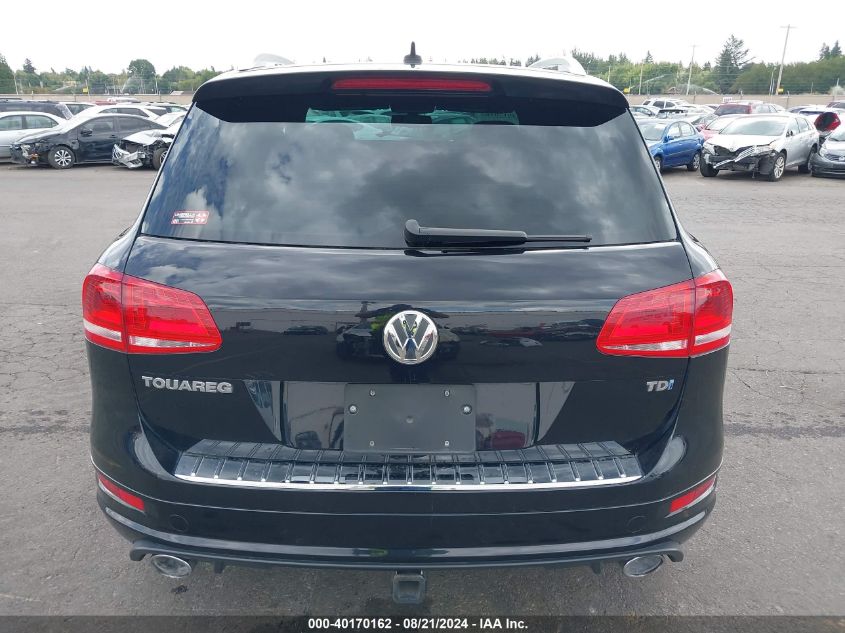 2014 Volkswagen Touareg Tdi R-Line VIN: WVGDP9BP9ED001400 Lot: 40170162