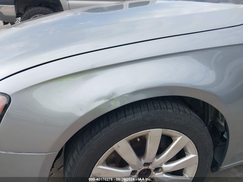 2010 Audi A4 2.0T Premium VIN: WAUEFAFL7AN031565 Lot: 40170275