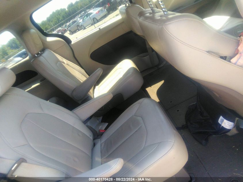 2020 CHRYSLER PACIFICA TOURING L - 2C4RC1BG9LR121232
