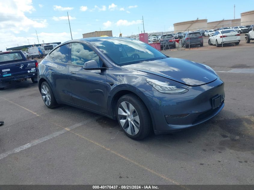 2023 Tesla Model Y VIN: 7SAYGAEE8PF583828 Lot: 40170437