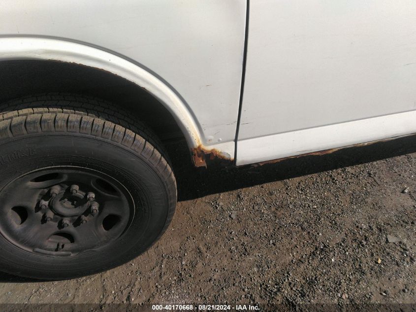 2008 Chevrolet Express Work Van VIN: 1GCGG25K381117805 Lot: 40170668