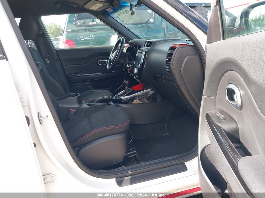 2014 KIA SOUL + - KNDJP3A55E7025826