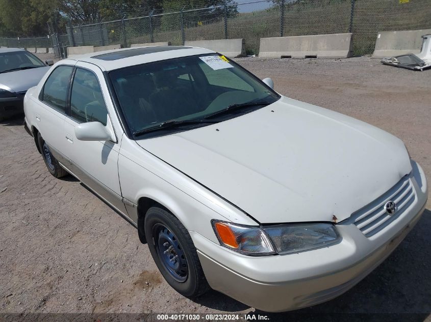 1999 Toyota Camry Le VIN: JT2BG28K3X0329249 Lot: 40171030