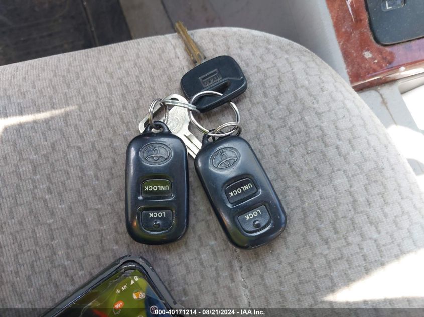 2003 Toyota Corolla Le VIN: JTDBR32E830043904 Lot: 40171214