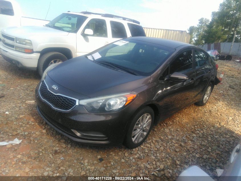 KNAFX4A6XF5355492 2015 KIA FORTE - Image 2