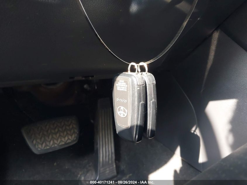 2020 TOYOTA RAV4 XLE - 2T3W1RFV0LW059662