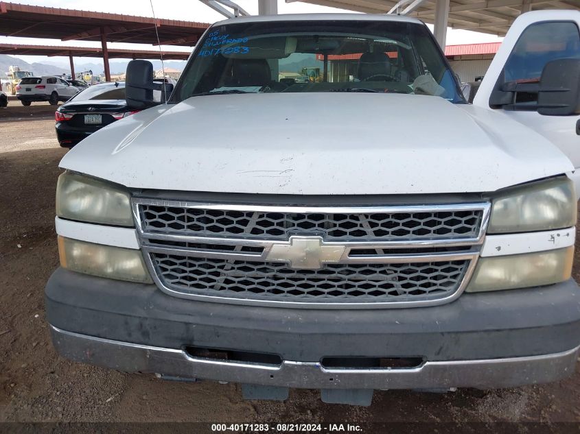 2005 Chevrolet Silverado C2500 Heavy Duty VIN: 1GCHC24U95E264136 Lot: 40171283