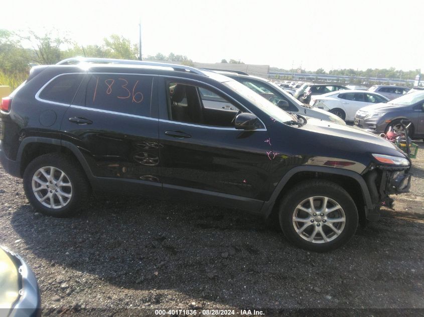 2017 Jeep Cherokee Latitude 4X4 VIN: 1C4PJMCS3HW588095 Lot: 40171836