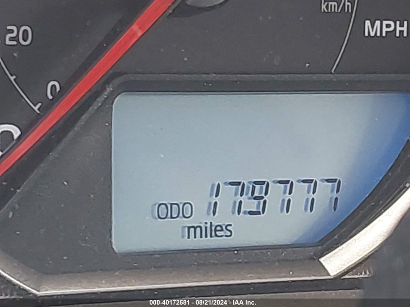 2014 TOYOTA RAV4 LE - JTMZFREV8EJ006578