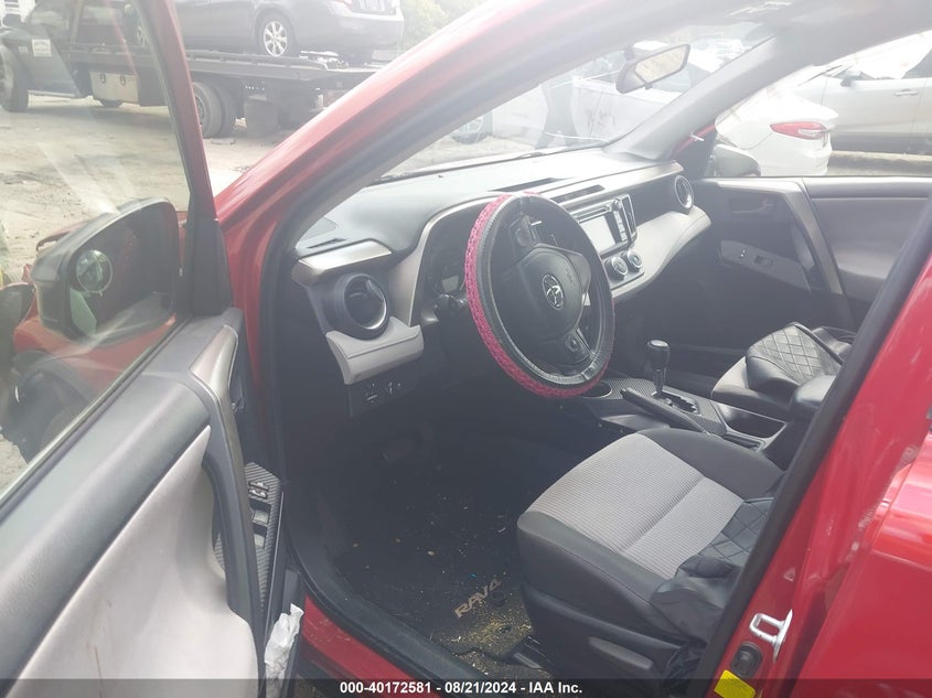 2014 TOYOTA RAV4 LE - JTMZFREV8EJ006578