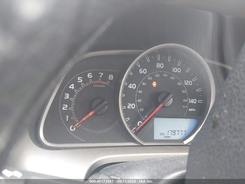 2014 TOYOTA RAV4 LE - JTMZFREV8EJ006578