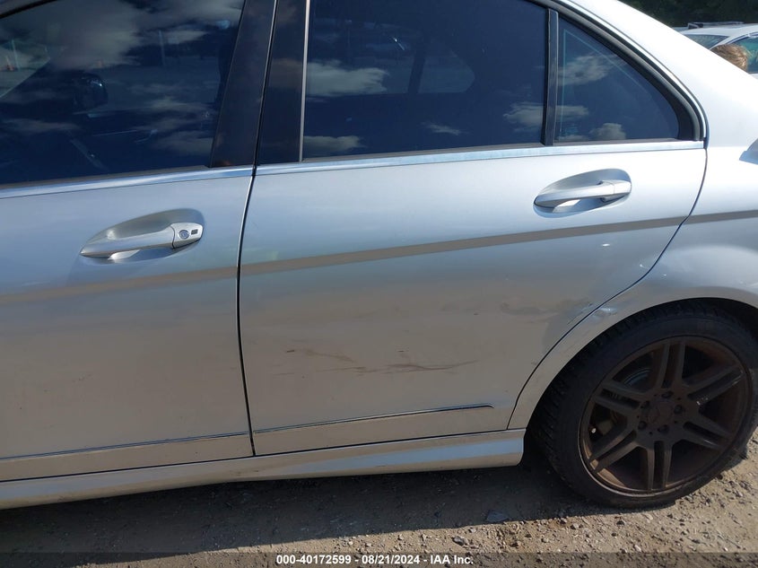 2008 Mercedes-Benz C 350 Sport VIN: WDDGF56X18F049821 Lot: 40172599