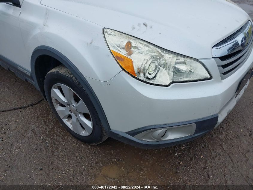 2011 Subaru Outback 2.5I Limited VIN: 4S4BRBLC3B3335122 Lot: 40172942