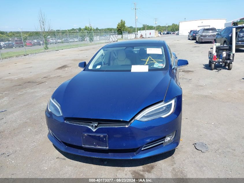 2018 Tesla Model S 100D/75D/P100D VIN: 5YJSA1E27JF283957 Lot: 40173377