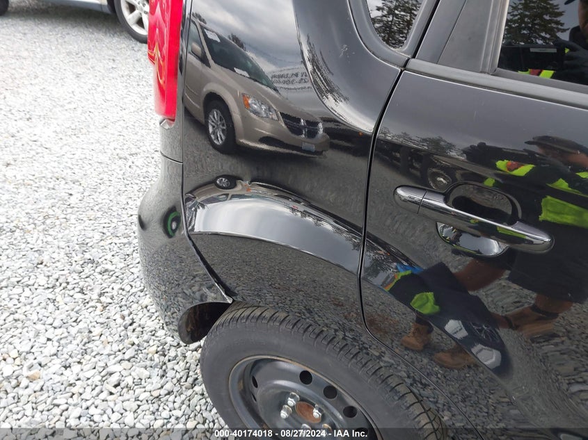 2012 Kia Soul Automatic VIN: KNDJT2A51C7745904 Lot: 40174018