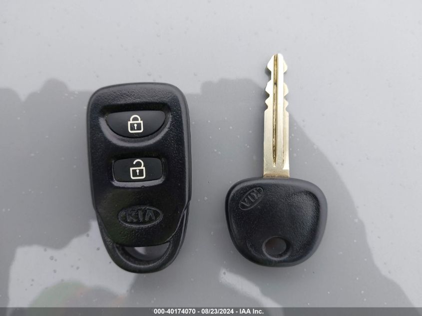 2010 Kia Soul ! VIN: KNDJT2A25A7044902 Lot: 40174070