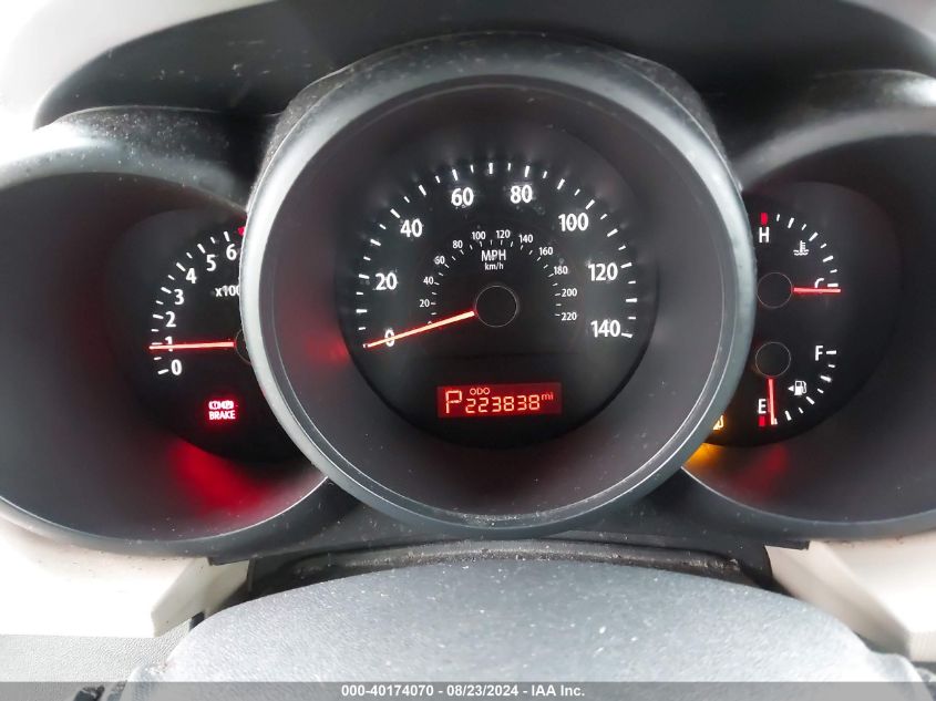 2010 Kia Soul ! VIN: KNDJT2A25A7044902 Lot: 40174070