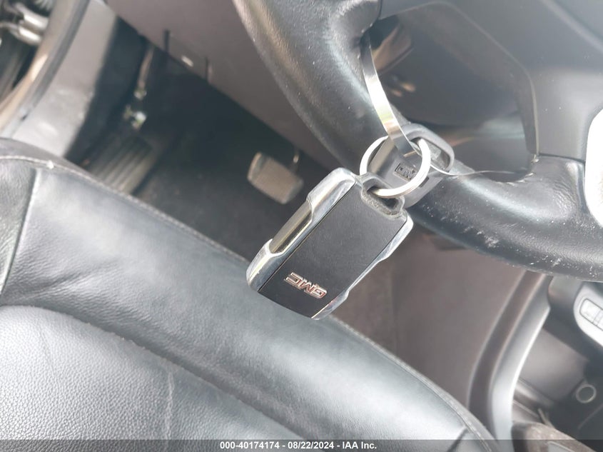 2015 GMC CANYON SLT - 1GTG6CE38F1132430