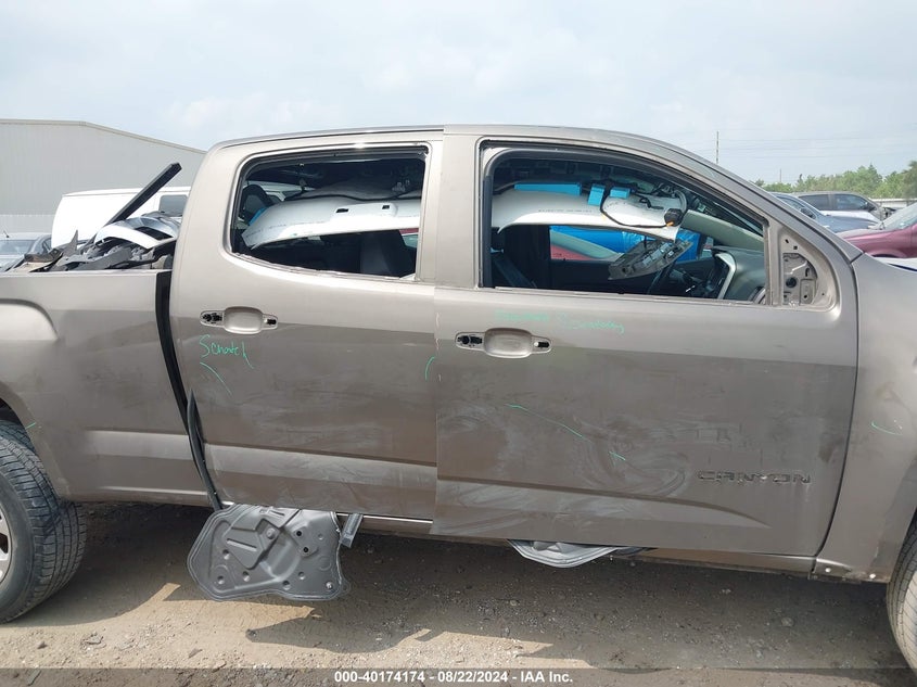 2015 GMC CANYON SLT - 1GTG6CE38F1132430