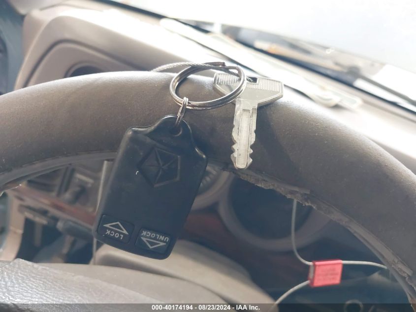 1994 Dodge Ram Van B250 VIN: 2B6HB21X2RK539529 Lot: 40174194