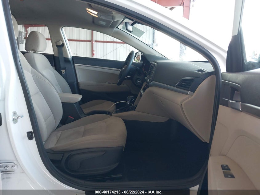 VIN 5NPD74LF6LH598560 2020 HYUNDAI ELANTRA SE