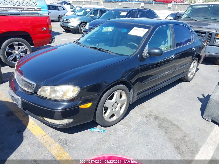 2000 Infiniti I30 Luxury/Touring VIN: JNKCA31A0YT118352 Lot: 40174230