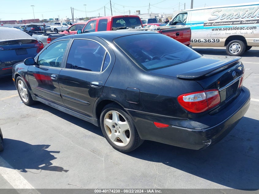 2000 Infiniti I30 Luxury/Touring VIN: JNKCA31A0YT118352 Lot: 40174230