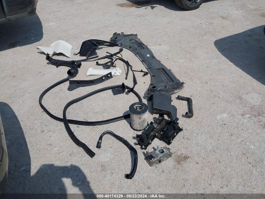 2017 Ford Escape Se VIN: 1FMCU0GD1HUD40574 Lot: 40174329