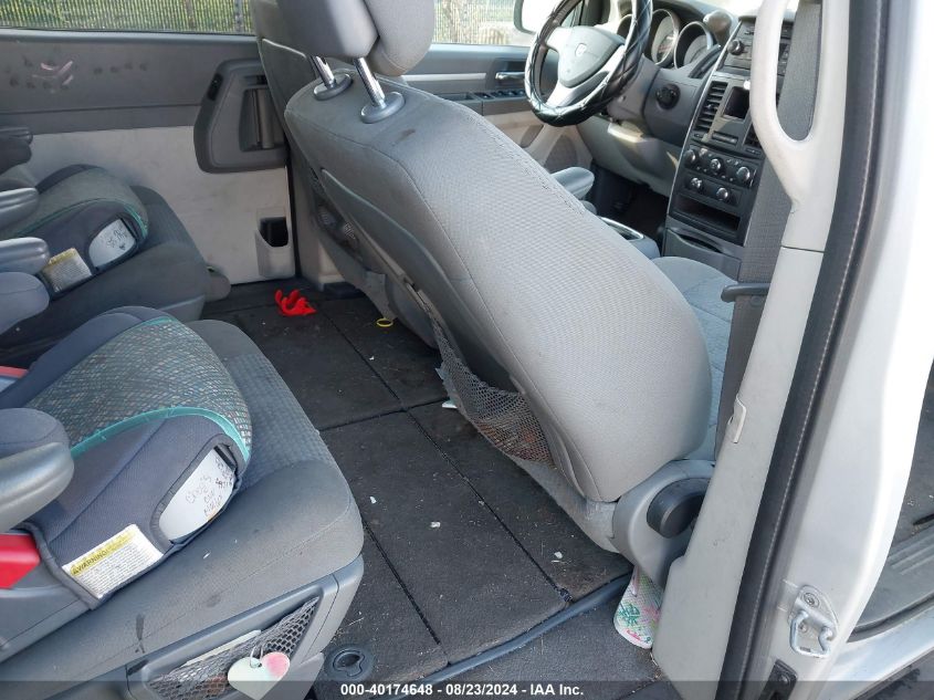 2010 Dodge Grand Caravan Hero VIN: 2D4RN3D19AR461575 Lot: 40174648