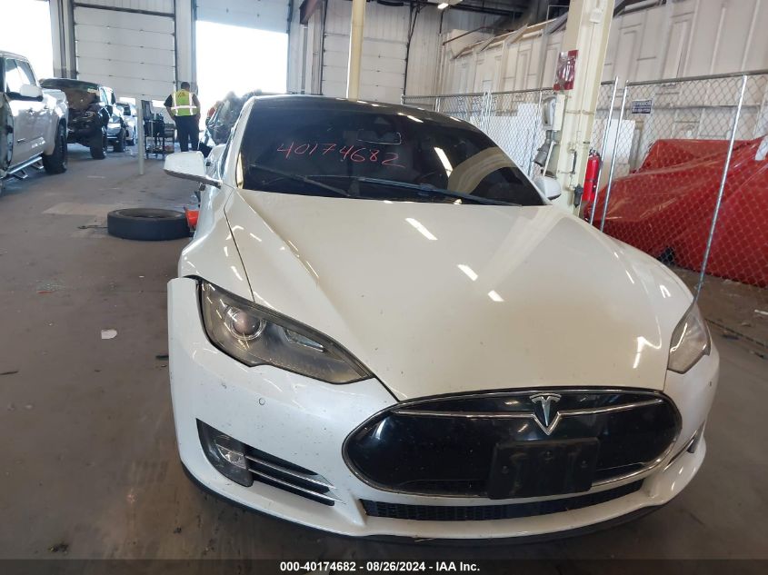 2015 Tesla Model S 70D/85D/P85D VIN: 5YJSA1S23FF095335 Lot: 40174682