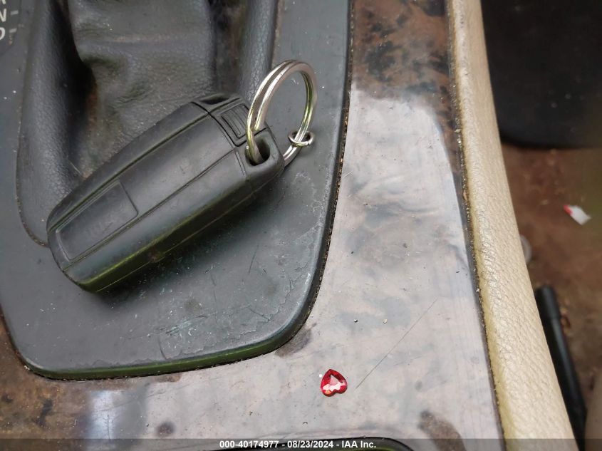 2008 BMW 335Xi VIN: WBAVD53538A284211 Lot: 40174977