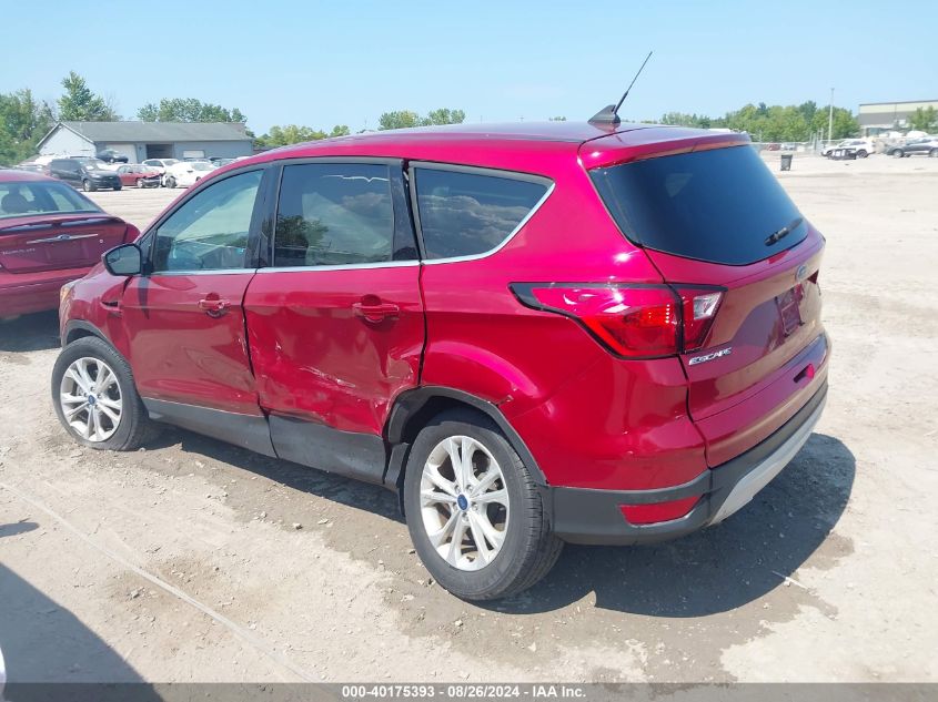 2019 FORD ESCAPE SE - 1FMCU9GD6KUA39424