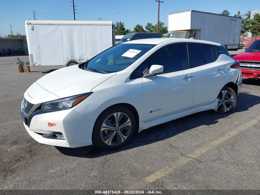 VIN 1N4AZ1CPXJC310011 2018 NISSAN LEAF SV
