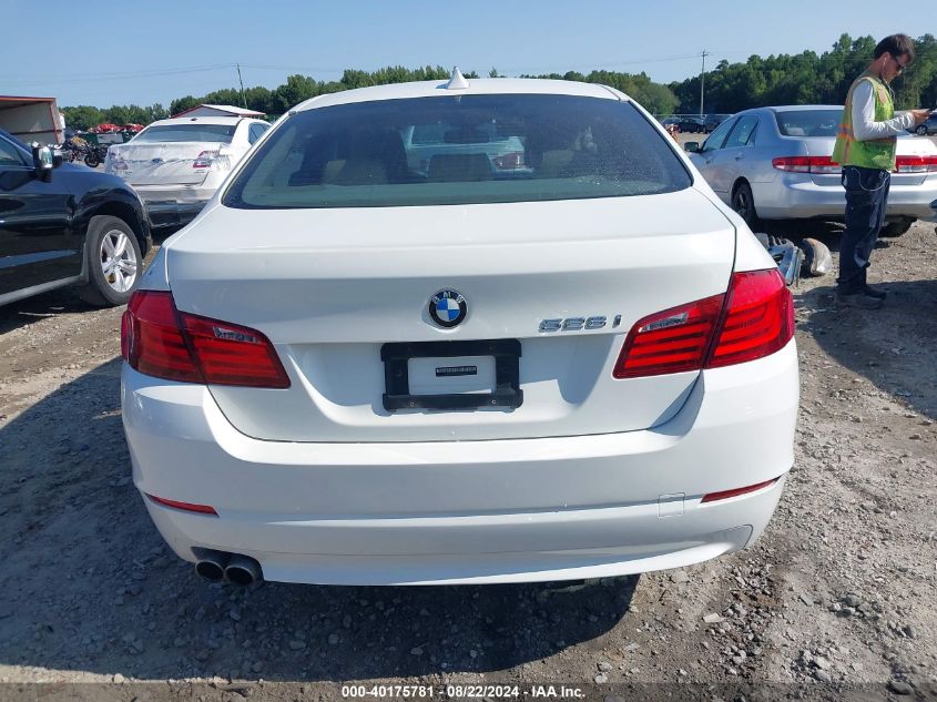 2011 BMW 528I VIN: WBAFR1C59BC746992 Lot: 40175781